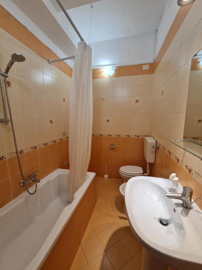 Lc Gramsci Guest House Self Check-In Пиза Экстерьер фото