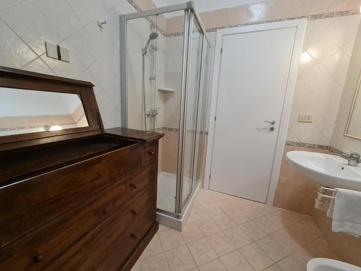 Lc Gramsci Guest House Self Check-In Пиза Экстерьер фото