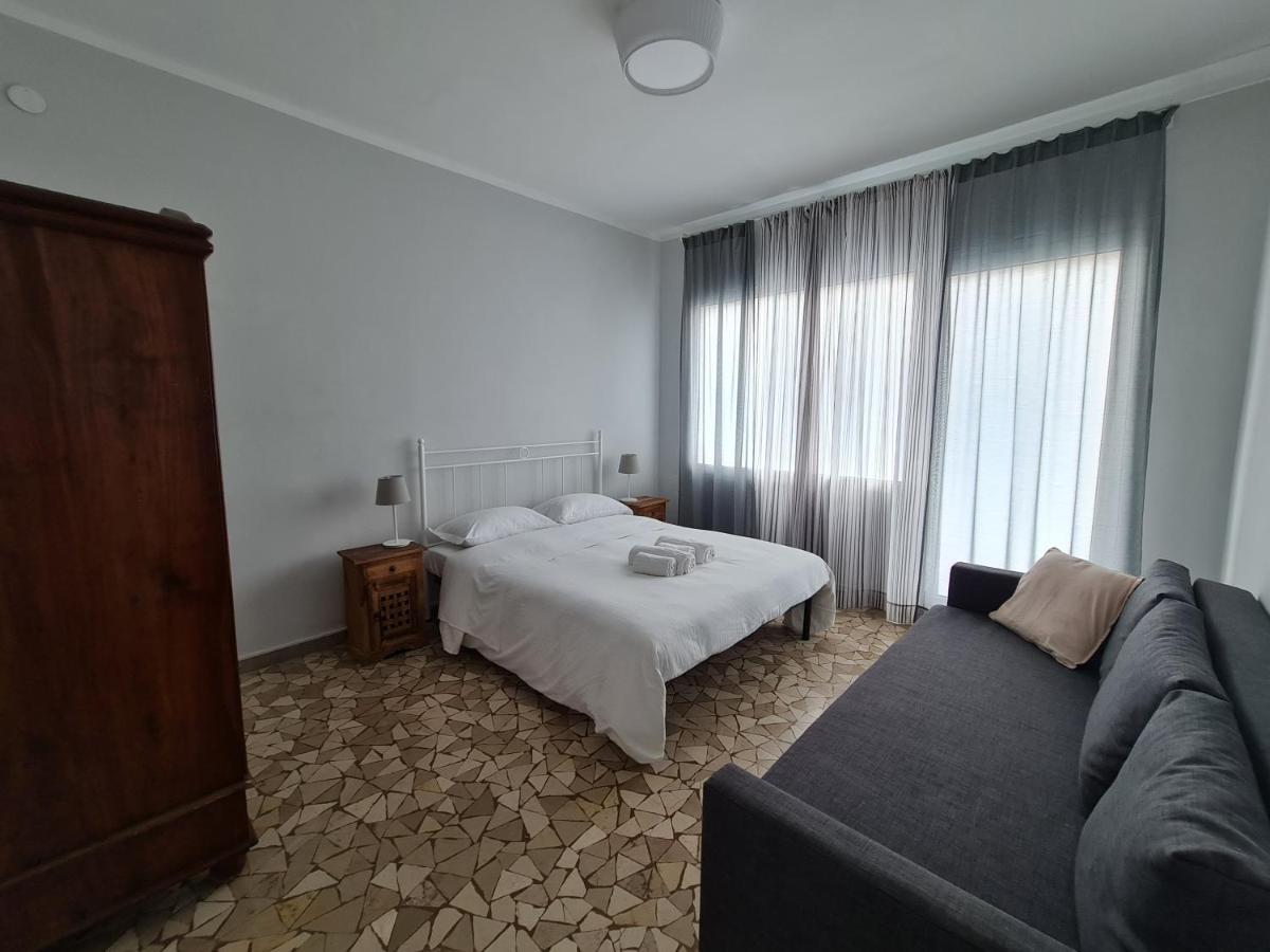 Lc Gramsci Guest House Self Check-In Пиза Экстерьер фото