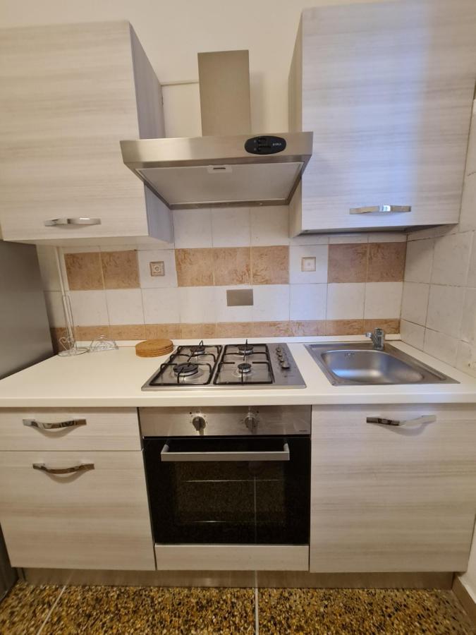 Lc Gramsci Guest House Self Check-In Пиза Экстерьер фото
